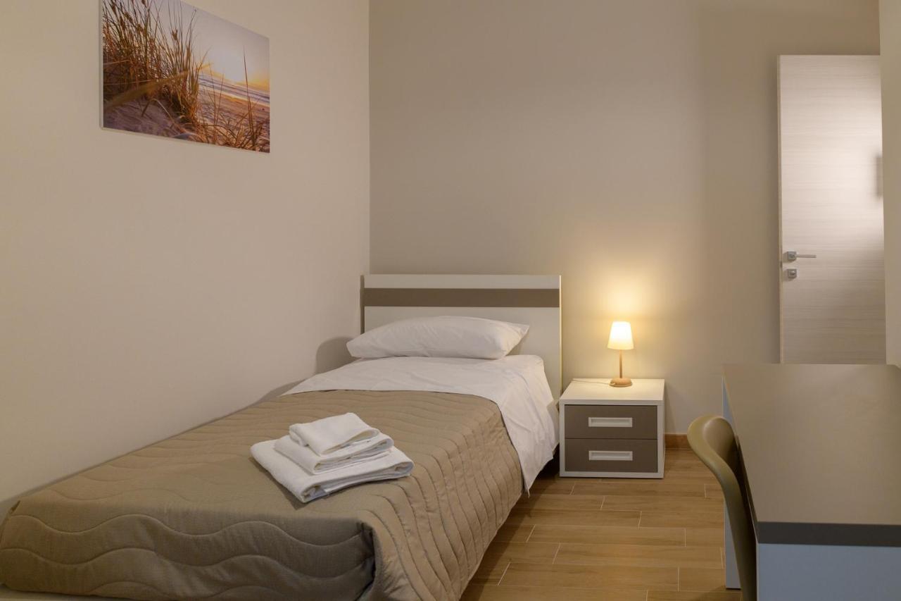 Bee Happy - Bed And Breakfast Zafferana Etnea Kültér fotó